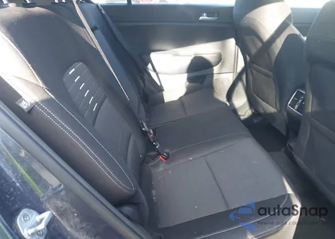 2020 Kia Sportage Lx z USA, uszkodzony, nr VIN KNDPMCAC4L7767312